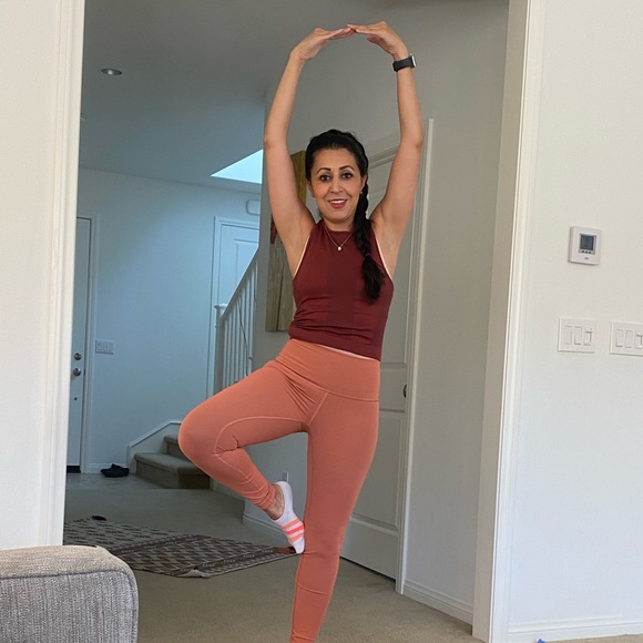 Meet your Posher, Roya - Picture 1 of 1